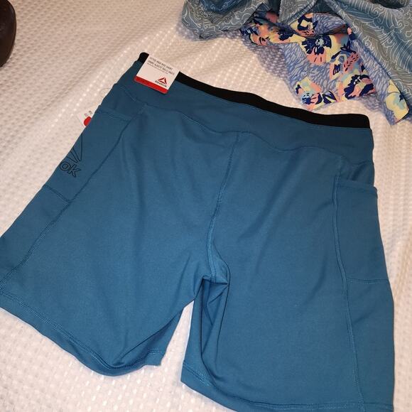 REEBOK NWT MENS SIZE XXL FITTED HIGH RISE SHORTS - Picture 5 of 7